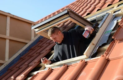 Pose de fenêtres de toit Velux à Moncla